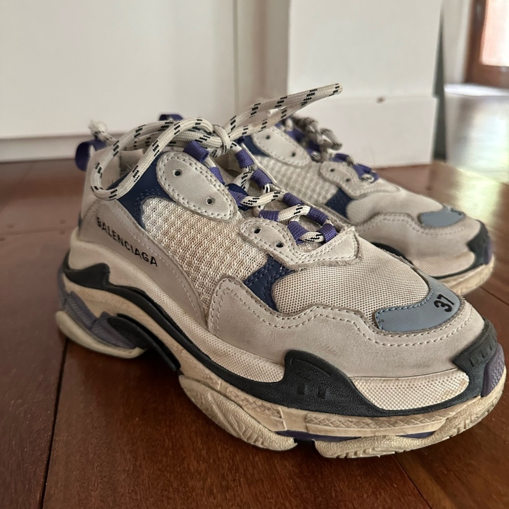 Balenciaga Triple S
